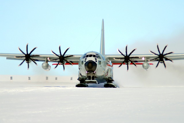 letadlo na sněhu
